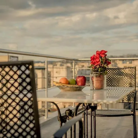 Eva's Luxurious Penthouse #mitropoleos6 Appartement