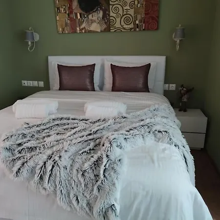 Eva's Luxurious Penthouse #mitropoleos6 *