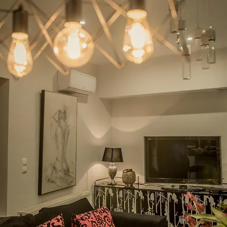 Eva's Luxurious Penthouse #mitropoleos6 * Thessaloniki
