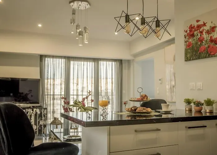 Eva's Luxurious Penthouse #mitropoleos6
