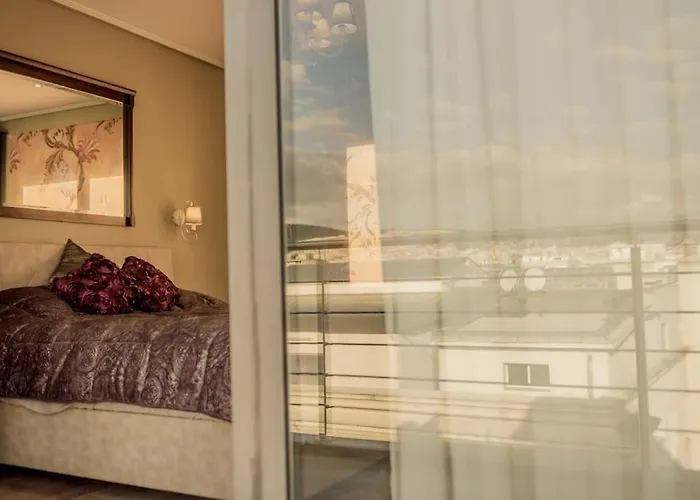 Eva's Luxurious Penthouse #mitropoleos6