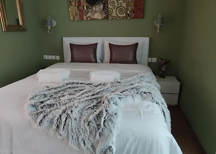 Eva's Luxurious Penthouse #mitropoleos6 *